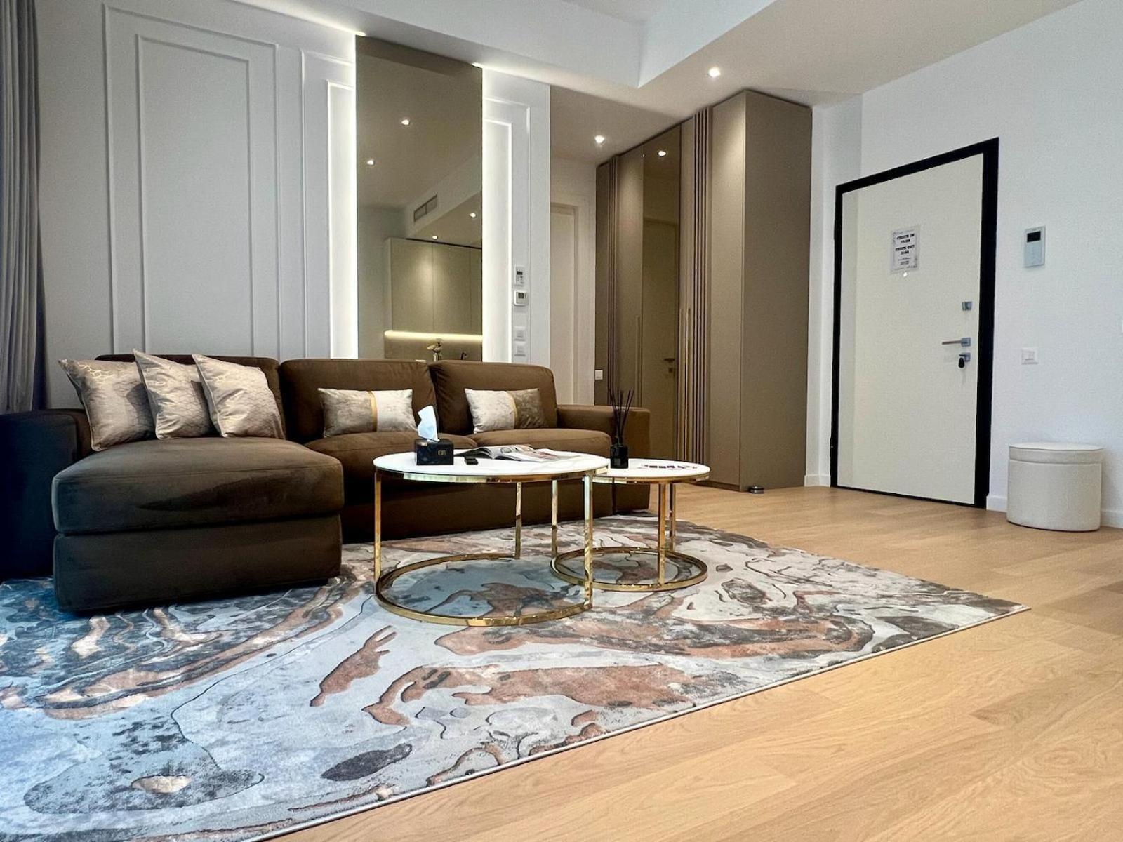 One Verdi Luxury Apartments 布加勒斯特 外观 照片
